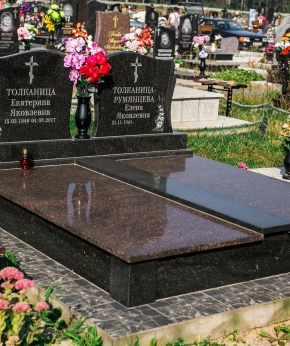 Памятник двойной 03